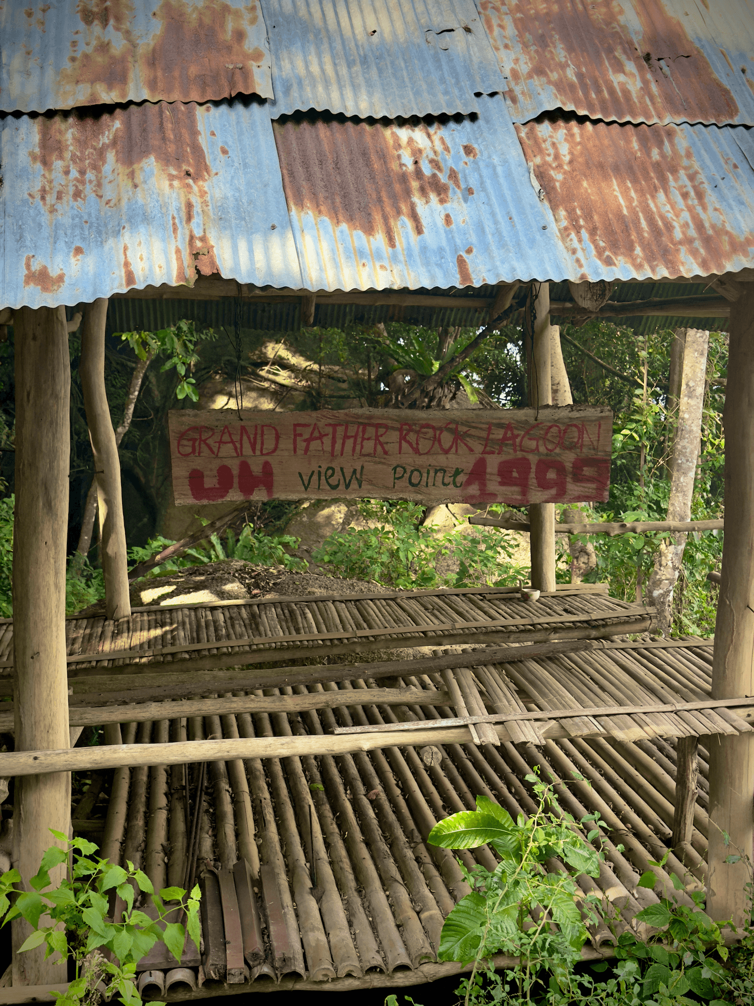 Grandfather Rock Lagoon Viewpoint entrance on Koh Tao, Thailand